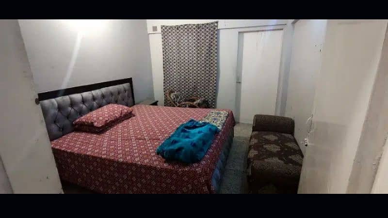 2 bed  flat block 6 gulshan e iqbal 8
