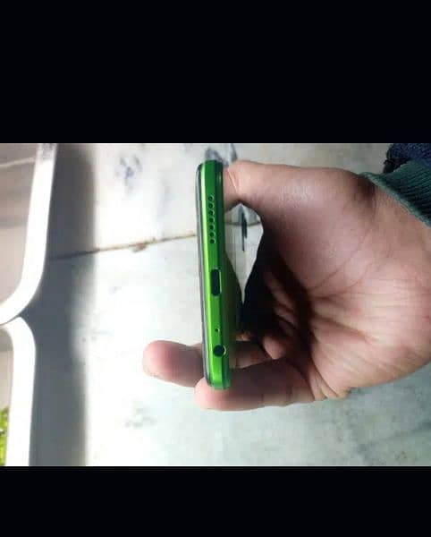 Infinix hot 12 green color box charching available condition 10/10 3