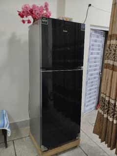 Haire refregerator E series for sale in very good condition 0