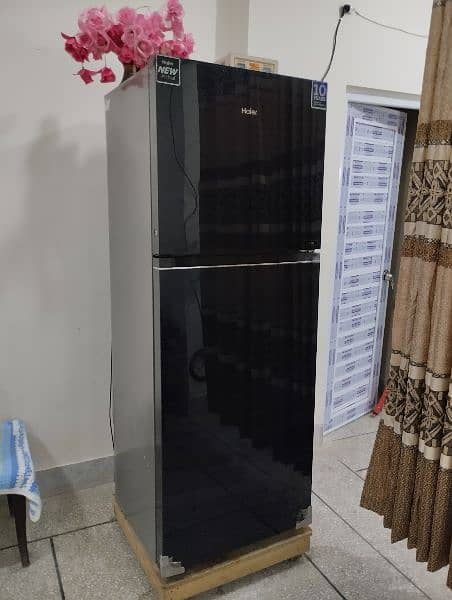 Haire refregerator E series for sale in very good condition 2