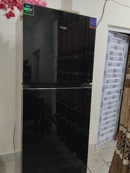 Haire refregerator E series for sale in very good condition 9