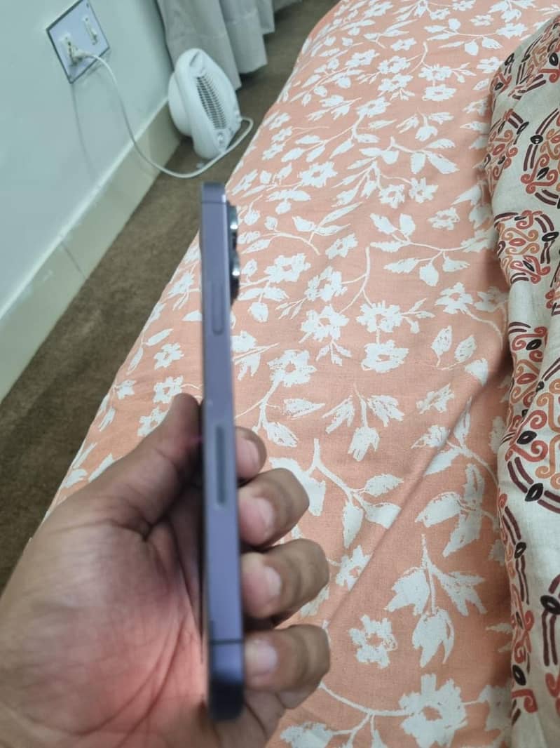 Iphone 14 pro max non pta 256gb LLA deep purple colour 4