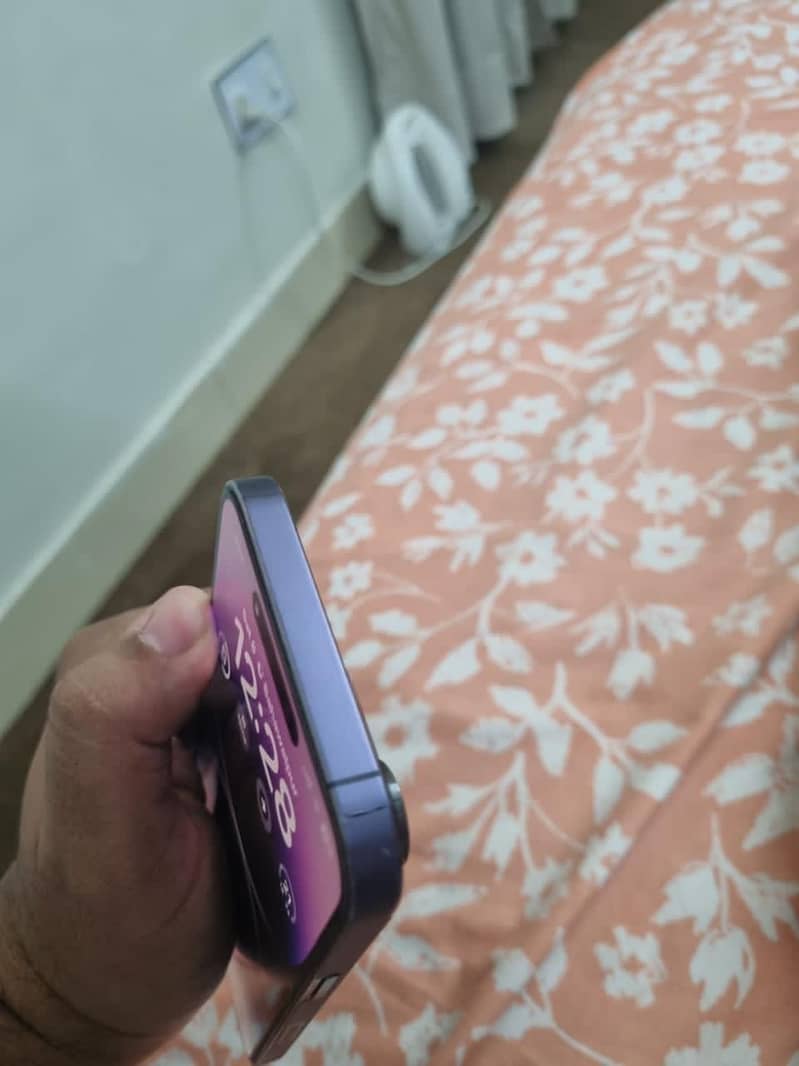 Iphone 14 pro max non pta 256gb LLA deep purple colour 5