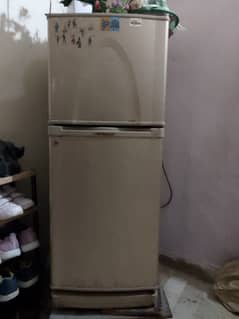 Dawlance Refrigerator. . 0