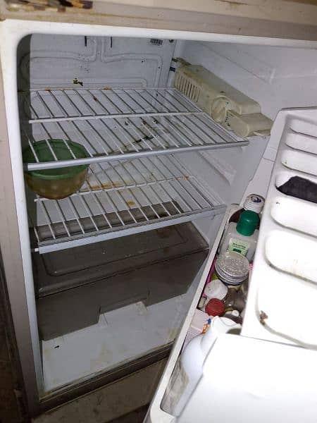Dawlance Refrigerator. . 3