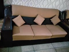 Black nd Beige Sofa Set 0