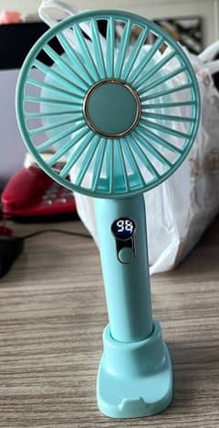 Car fan. cooling fan. 12v DC fan. rechargeable fan. portable mini fan