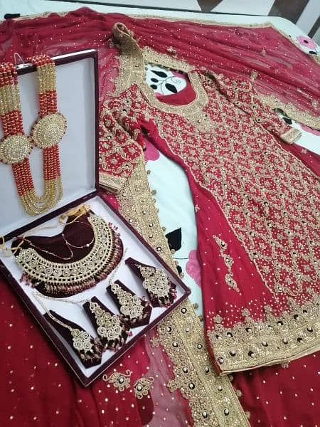 Heavy Bridal Dress Red Color + Free Bridal Jewelry 3