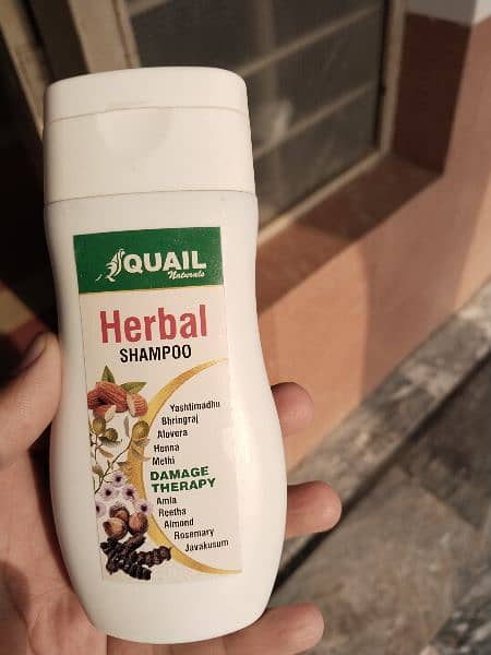 Herbal shampoo for shine and silky smooth hears 1