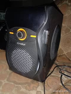 audionic portable speakers 10 /10 condition no issues