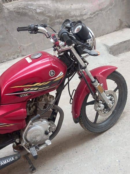 Yamaha ybr125Z-DX for sell lush condition 0/3/1/8/4/4/1/0/9/4/5 8