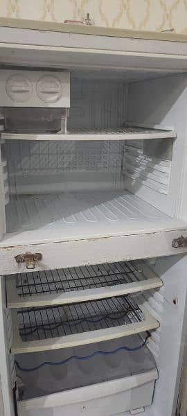 PEL refrigerator 1