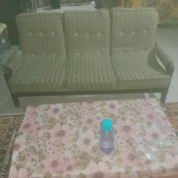 5 seater sofa A1 conditions 2