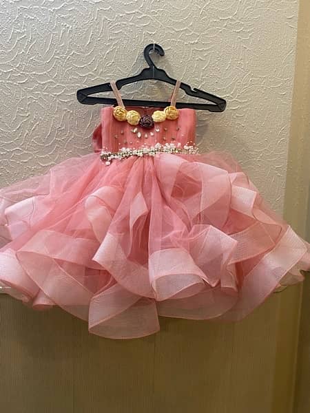 2years baby girl frock in great condition 2