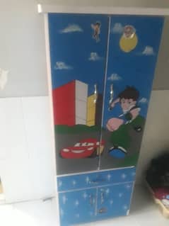 kid cupboard in good condition