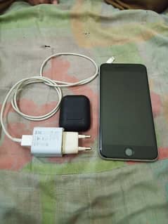iPhone 7 puls no pata battery health 69 10 by 9 condition 0
