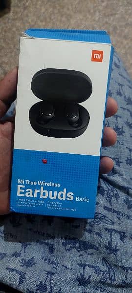 mi xiomi earbuds new in condition 0