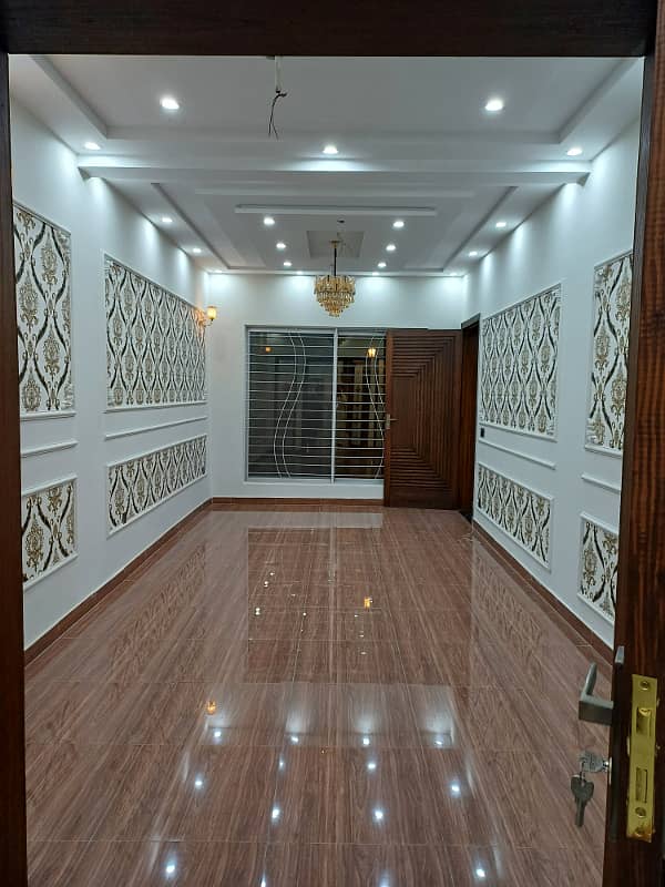 12 marla brand new luxury lower portion separate Gate entrance available for rent near Emporium Mall or shaukat khanum hospital or abdul sattar eidi road M2 13