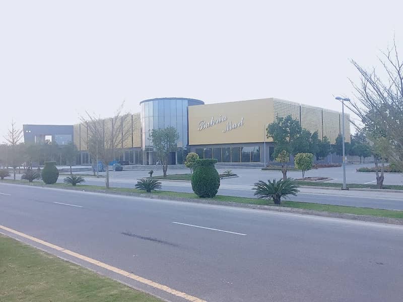 Five Marla plot available for sale in Bahria town lahore 6