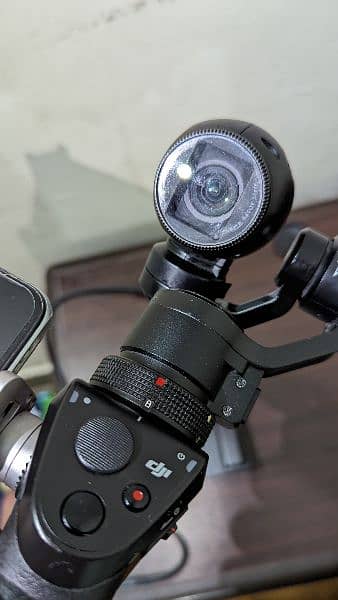 DJI OSMO + Gimbal Camera review Description read 8