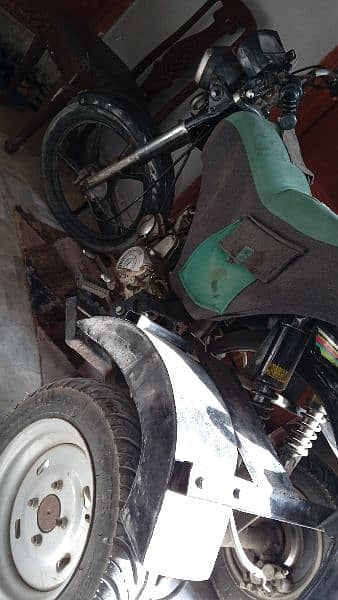 3 wheeler for disable person with reverse gear. . 0333-2482007 2