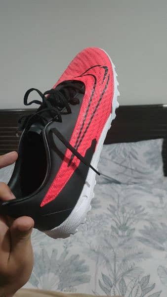 Football shoes Nike phantom gx 4