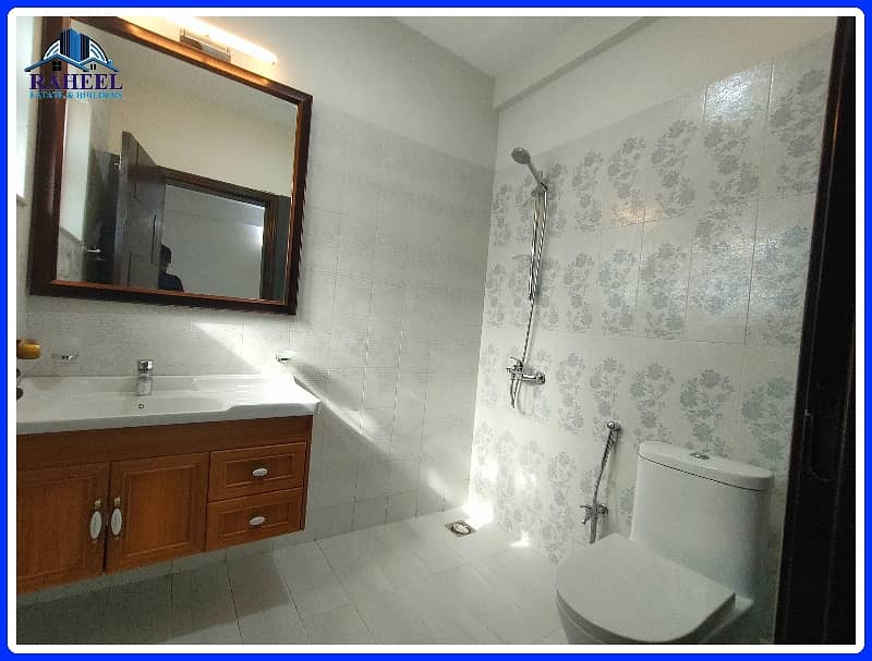 11-Marla Luxury Brand New Flat Available For Rent. 19