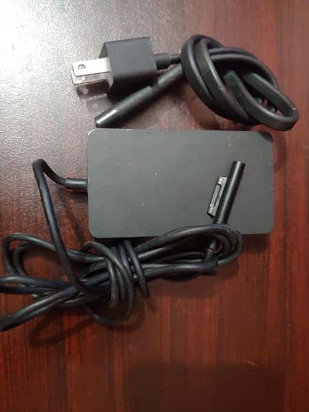 Surface Pro Charger and Docking station 2