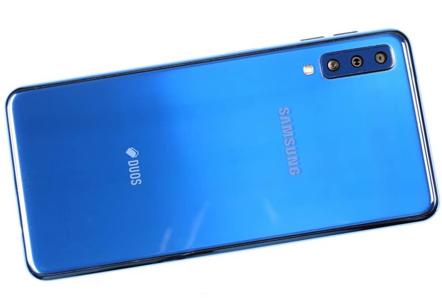 Samsung Galaxy a7 2018 2