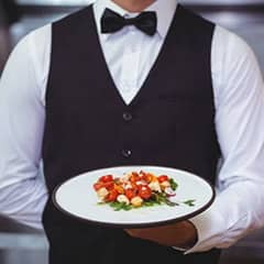 Experienced Waiter/ Server aur Cook