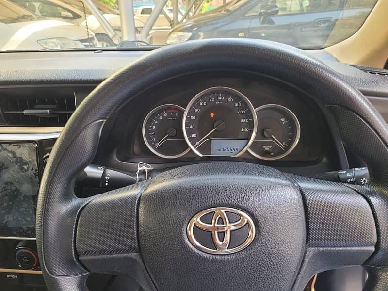 Toyota Corolla GLI 2018 Automatic 9