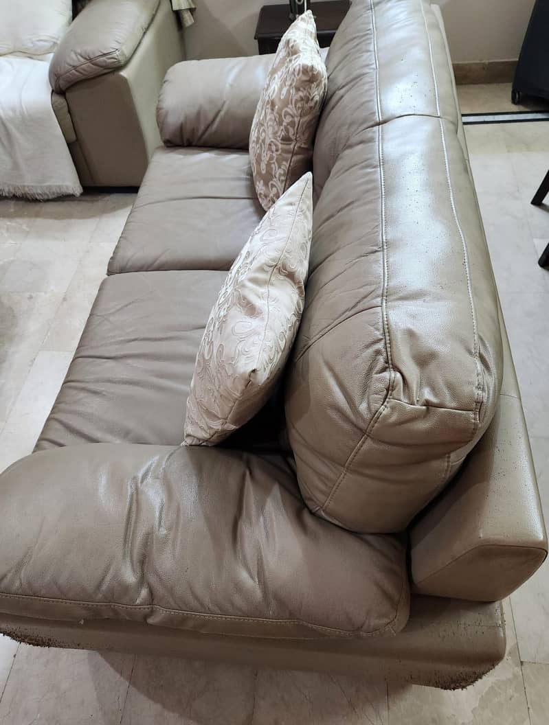 Leather sofa set 4