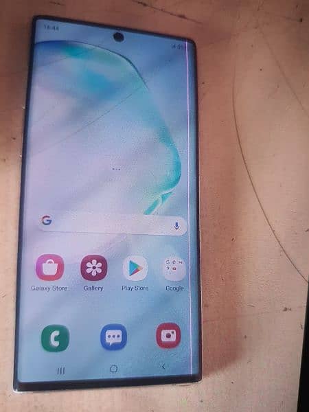 samsung note 10 in good condition line in panl side pe 1
