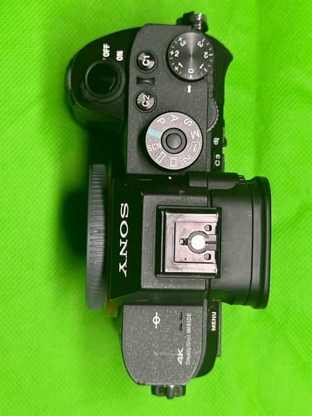 Sony mirrorless camera A7Sii 3