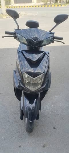 JOLTA ELECTRIC SCOOTY WITH NEW BATTERY FOR SALE