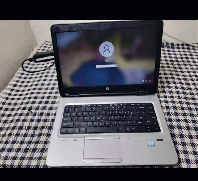 HP LAPTOP 10/10 condition 2