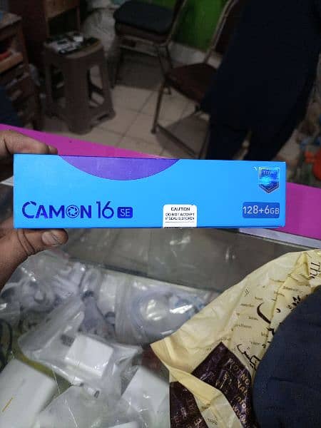 camon 16 Tecno 8gb 128gb complete box charger 9
