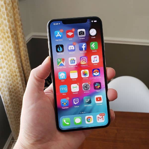 iPhone XS MAX PTA APPROVED SALE 1