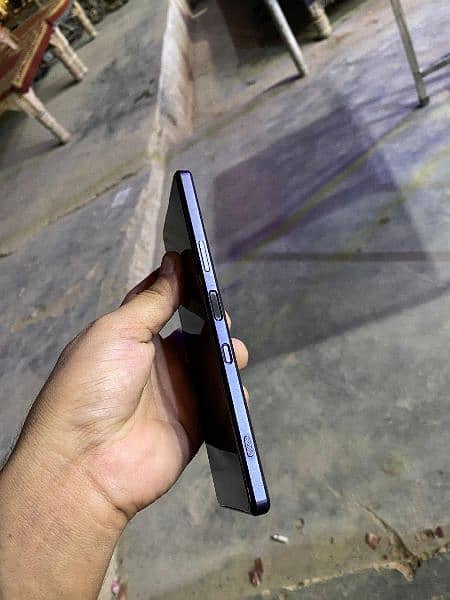 URGENT SELL SONY XPERIA 1 MARK 3 (cash only) pta approved 6