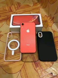 Apple iphone xR 64 GB momery full Box Pta Approved
