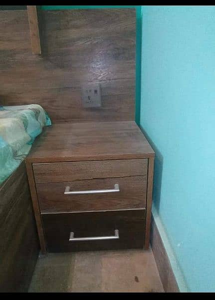 King Size Bed with matress
Two Side Tables
Dressing Table. 2