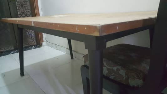 Dinning table