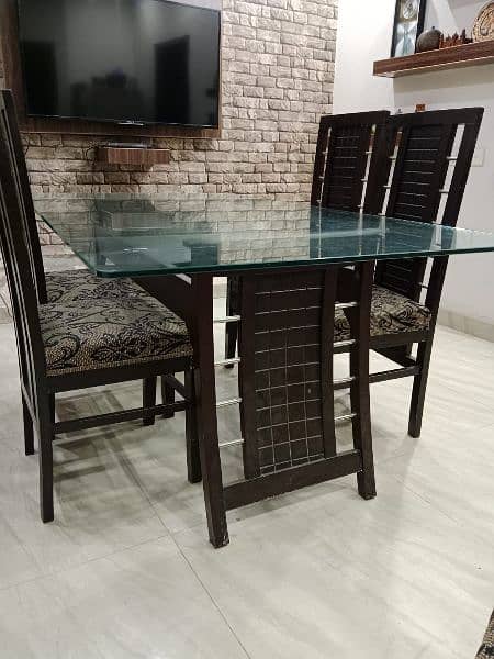 heavy wooden dining table 0