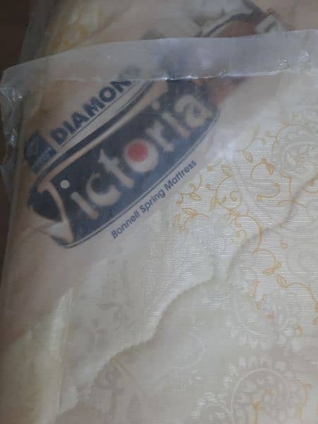 Diamond Victoria Bonnell spring Mattress like brand new 0