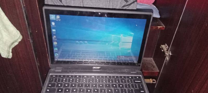 Acer laptop chroombook 3