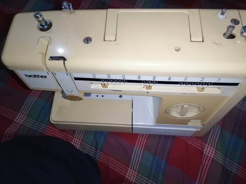 automatic sewing machine 4