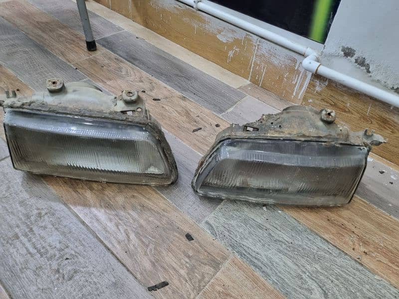 Honda Civic 1988-91 HeadLights 1