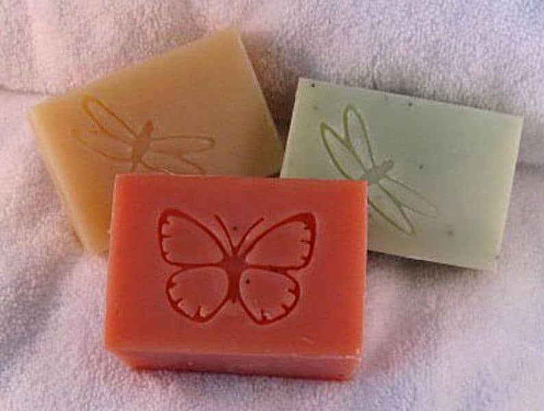 handmade whitening soap and facewash natural organic items 3