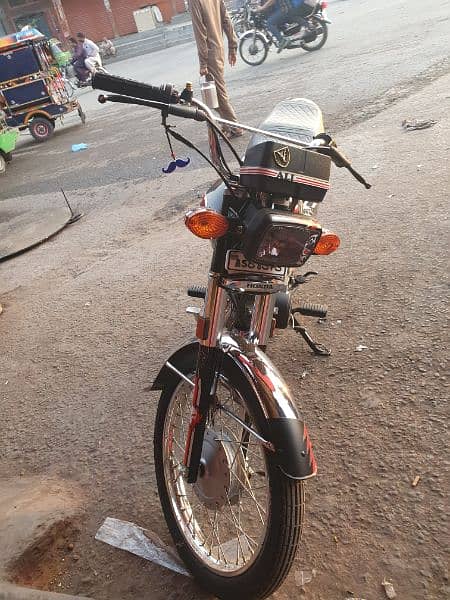 modify bike ha total original ha aes ka cylincer original he mila ga 16