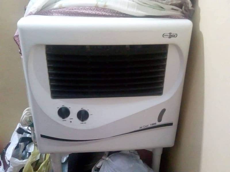 I am selling super asia room cooler 10/10 condition 0
